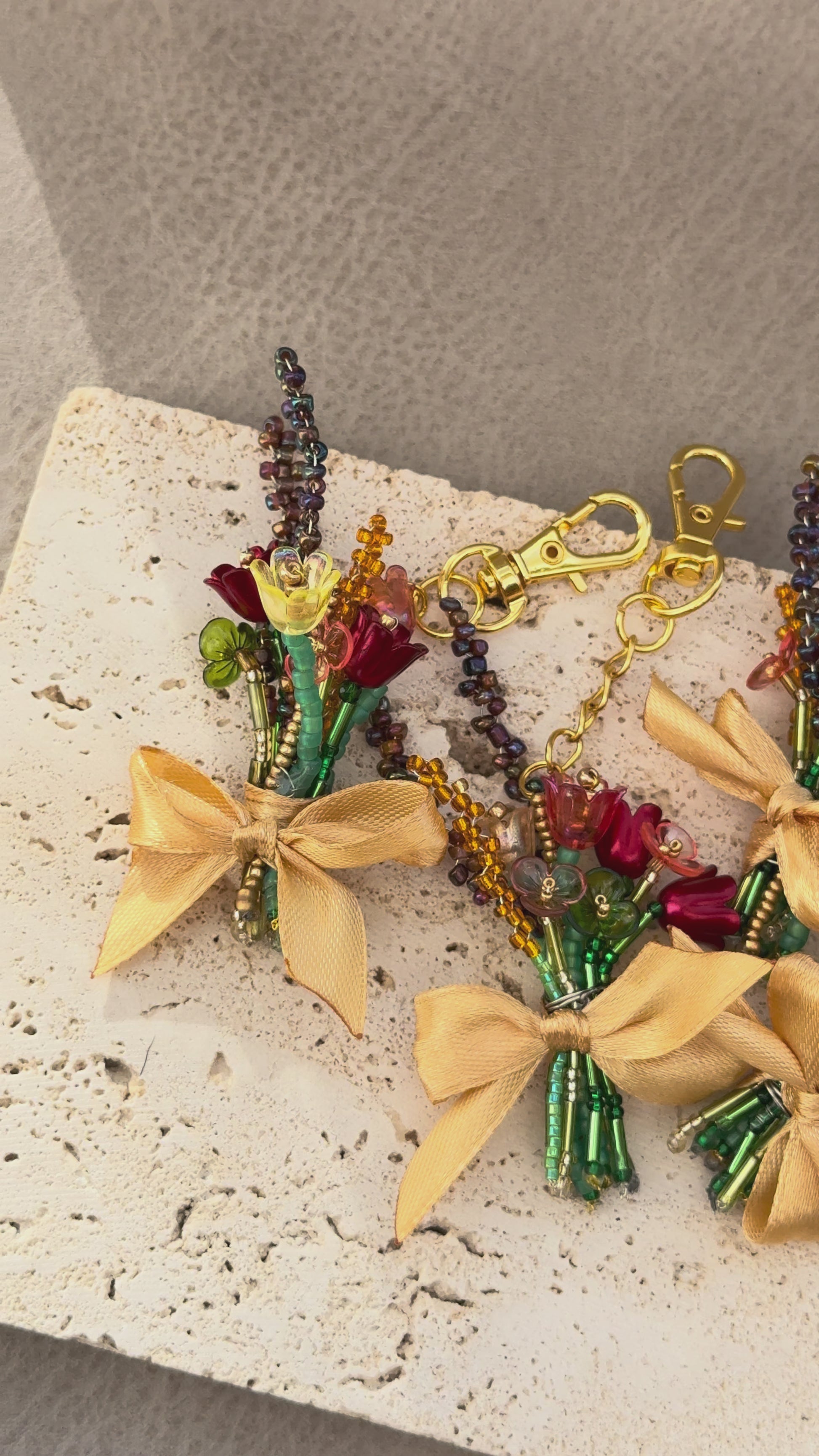 beaded flower keychain