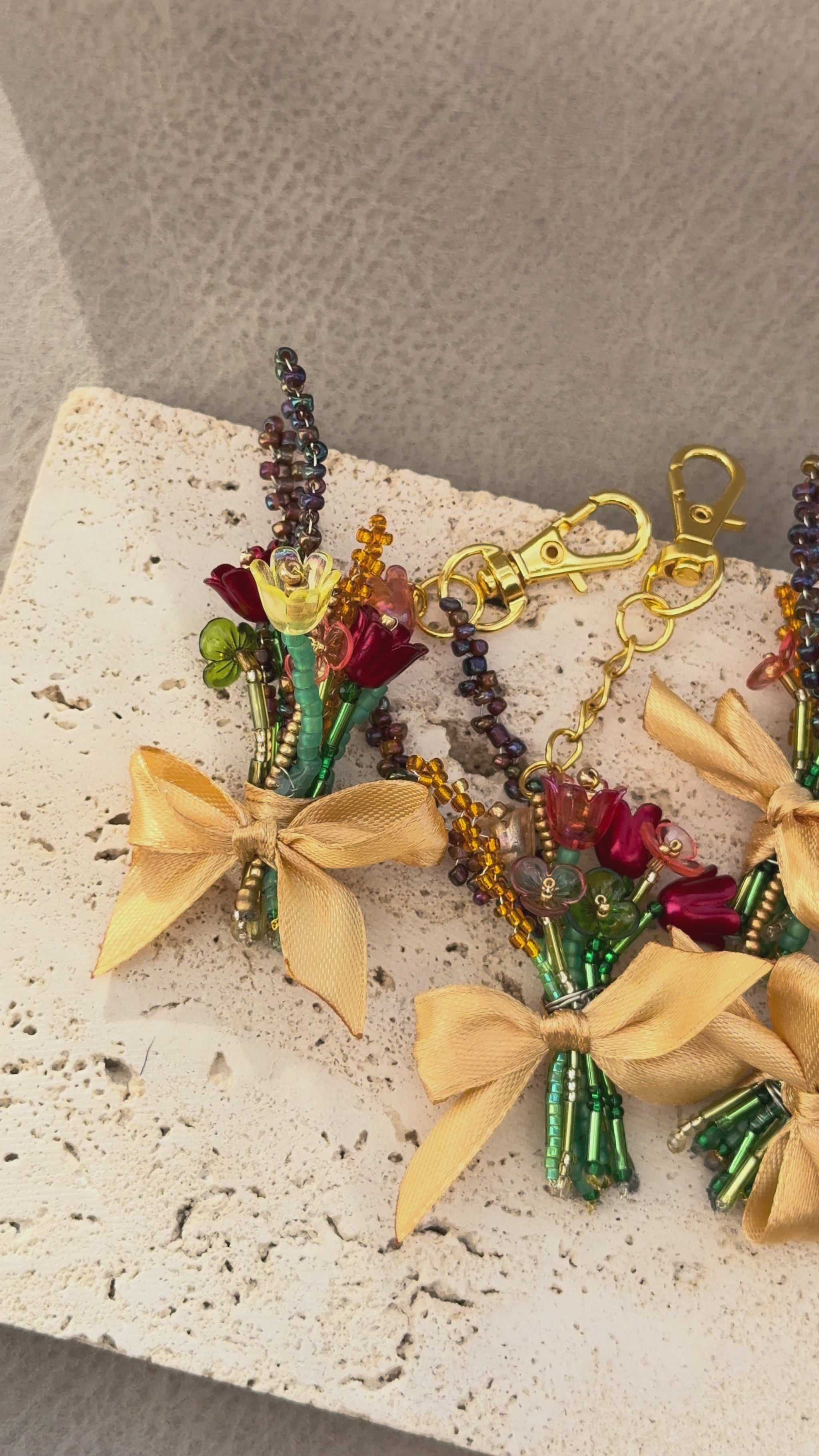 beaded flower keychain